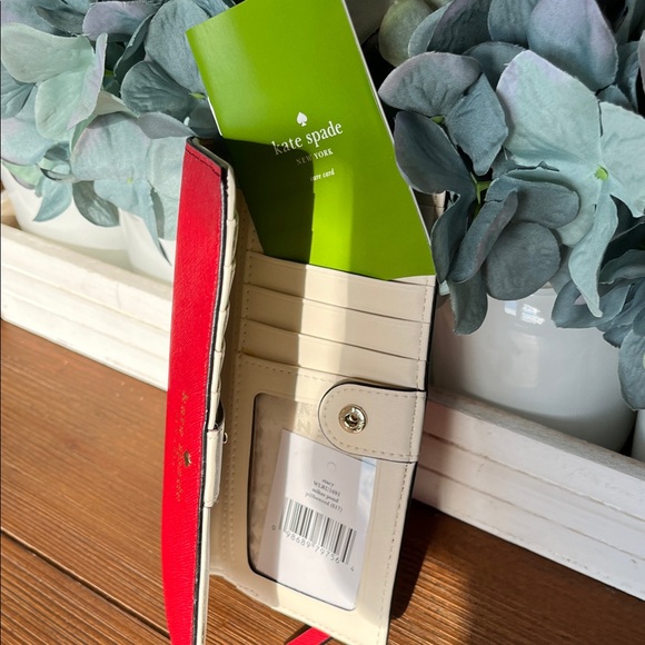 NWT Kate Spade Mikas pond pillbox Red Stacy Wallet - Picture 2 of 8